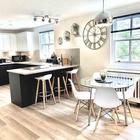 Stylish Central 2 Bedroom Apartment - Free Parking, Free Wifi Ορκάδες Εξωτερικό φωτογραφία
