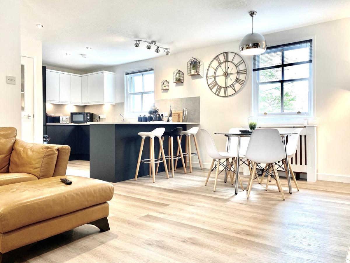 Stylish Central 2 Bedroom Apartment - Free Parking, Free Wifi Ορκάδες Εξωτερικό φωτογραφία